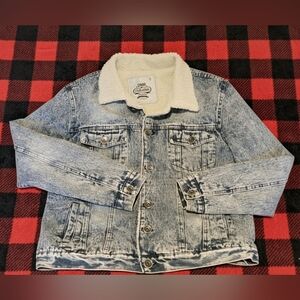 DNM Collection Vintage Wash Trucker Jacket With Sherpa Lining